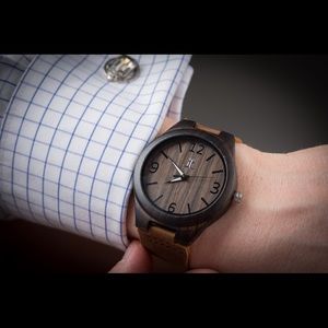 Engraved Men’s Wooden Watch
